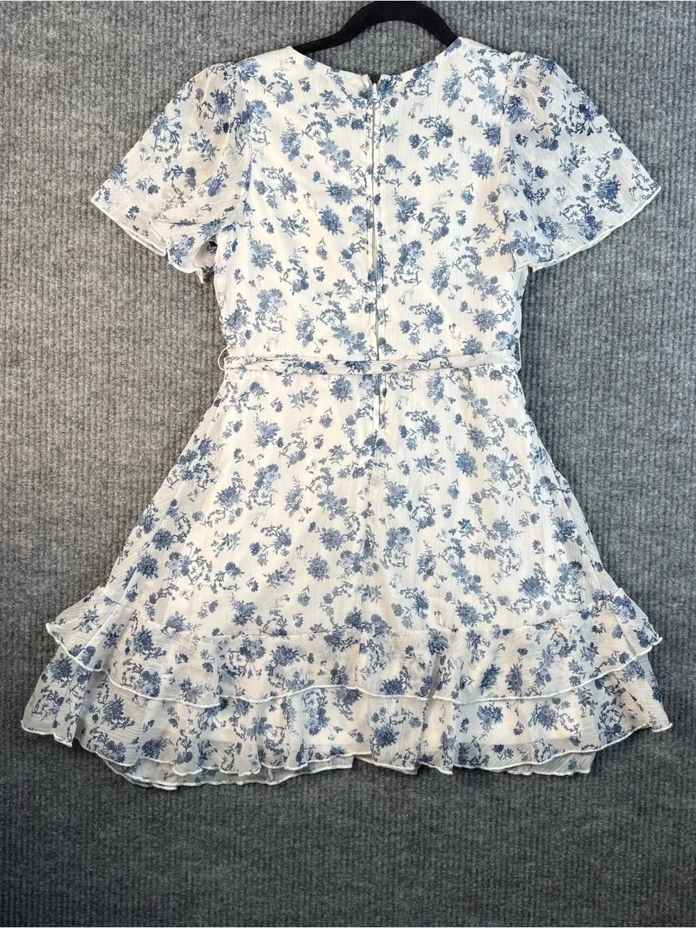 Zunie White and Blue Floral Tie-Waist Dress